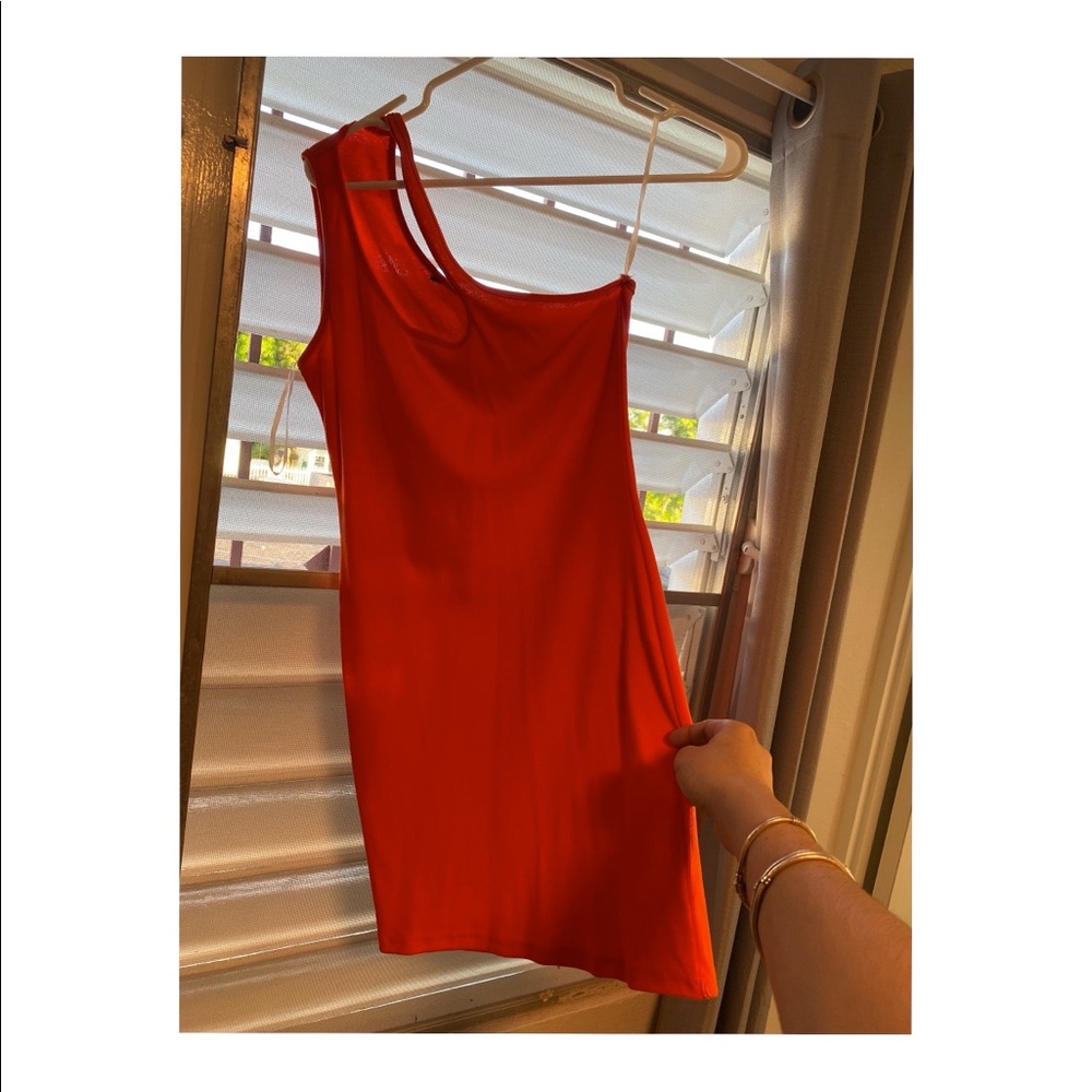 Never worn